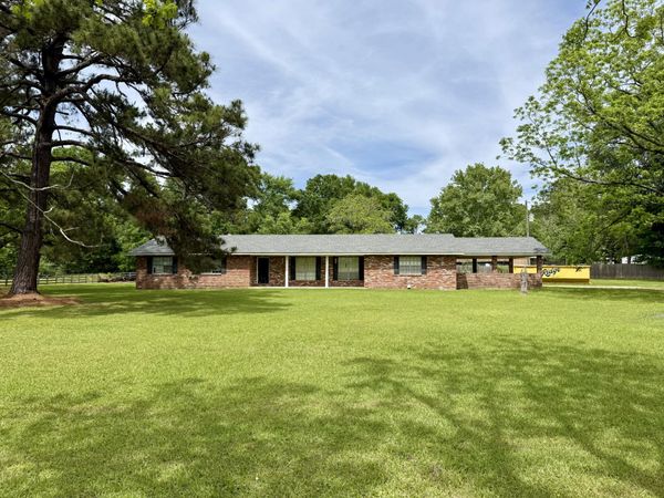 437 New Hope-Kokomo Rd., Foxworth, MS 39483
