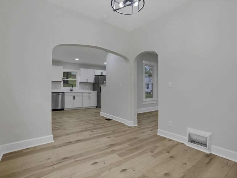 318 N Pleasant Street, New Lexington, OH 43764 Photo 6