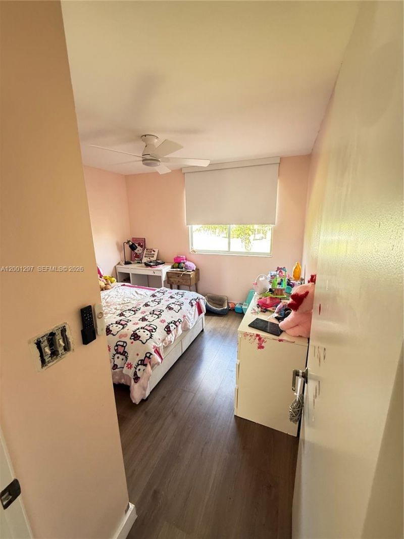 18318 NW 61st Ct, Hialeah, FL 33015 Photo