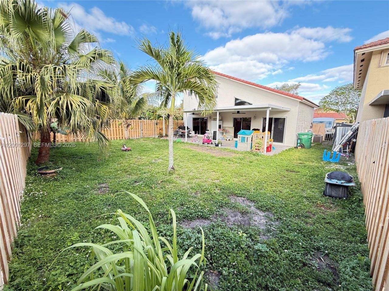 18318 NW 61st Ct, Hialeah, FL 33015 Photo