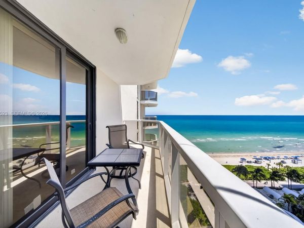 6423 Collins Ave , Unit 1204, Miami Beach, FL 33141