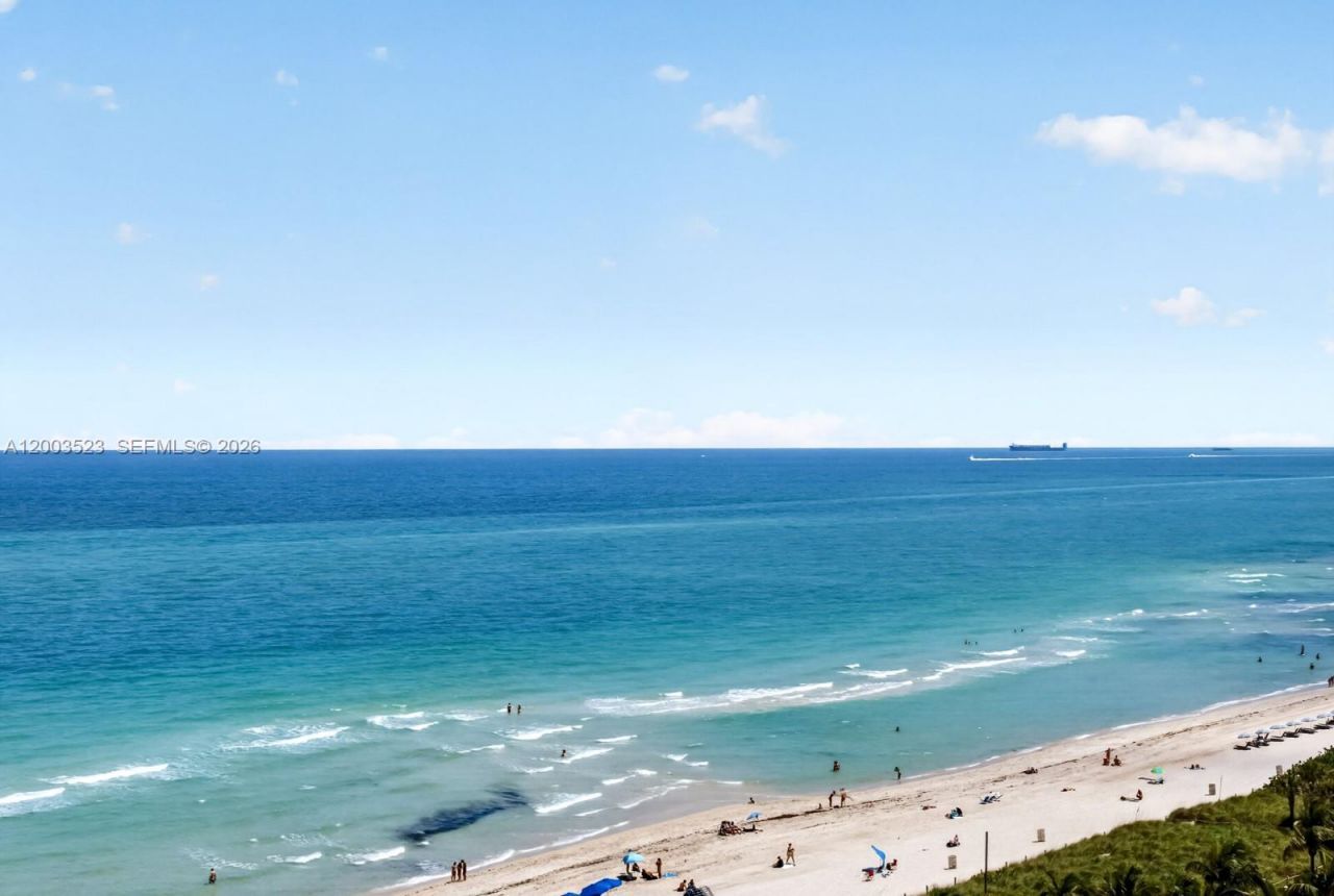 6423 Collins Ave , Unit 1204, Miami Beach, FL 33141 Photo