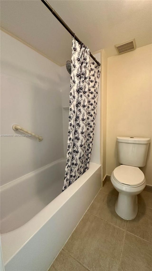 16210 Laurel Dr , Unit 203, Weston, FL 33326 Photo