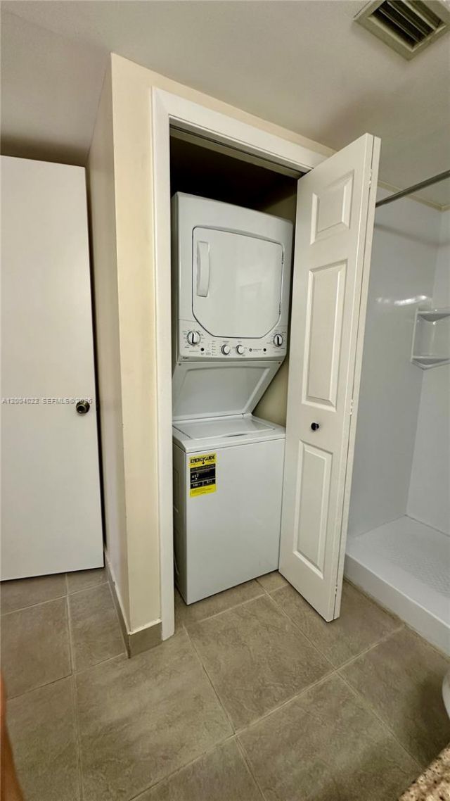 16210 Laurel Dr , Unit 203, Weston, FL 33326 Photo