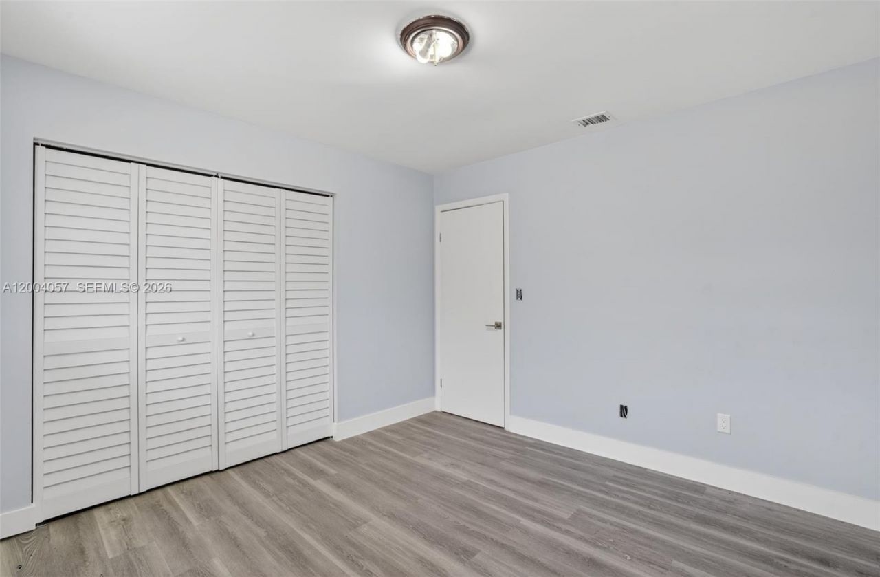 2276 W 56th St , Unit 109, Hialeah, FL 33016 Photo