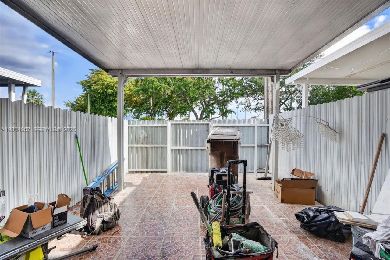 2276 W 56th St , Unit 109, Hialeah, FL 33016 Photo