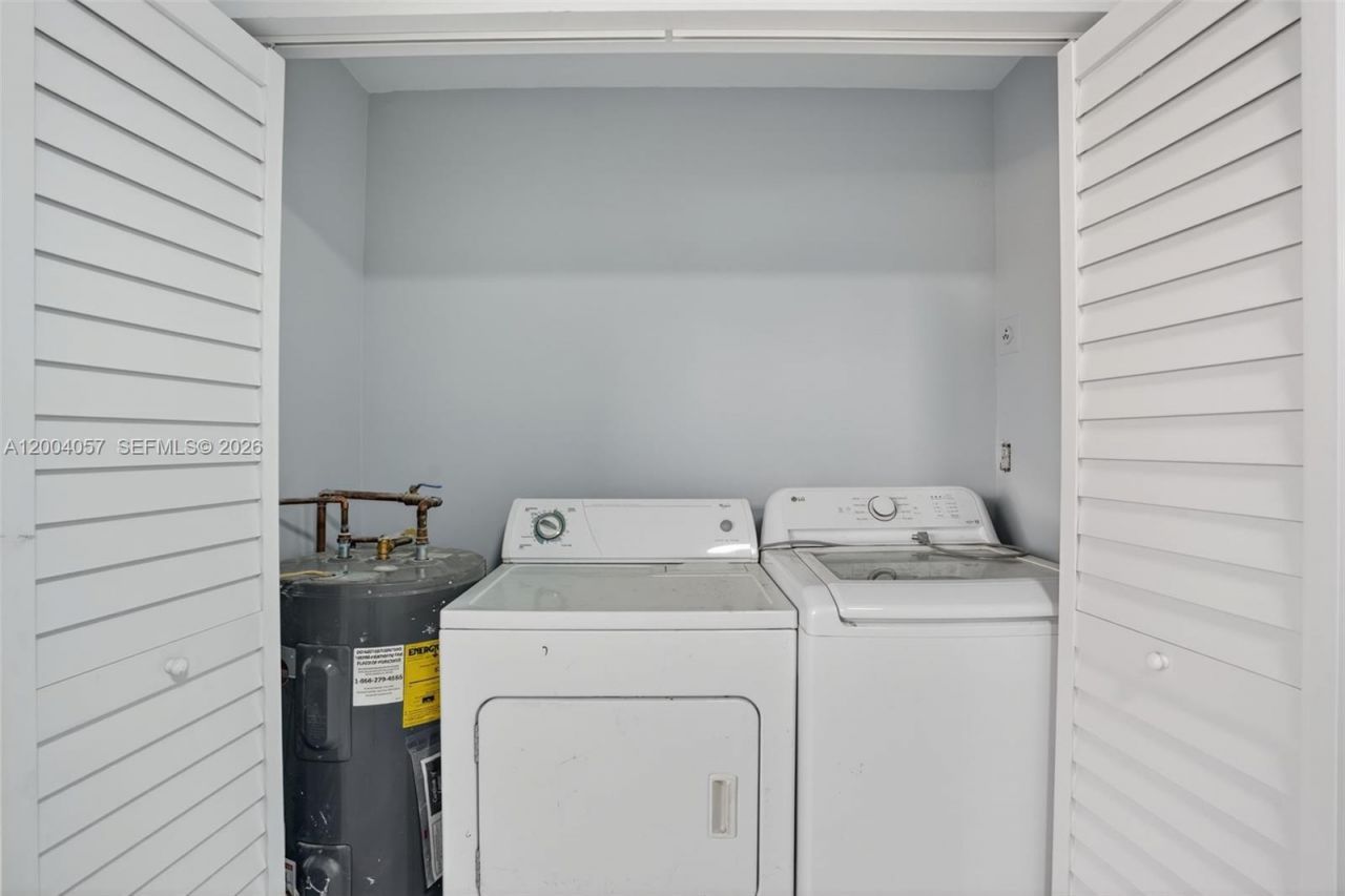 2276 W 56th St , Unit 109, Hialeah, FL 33016 Photo