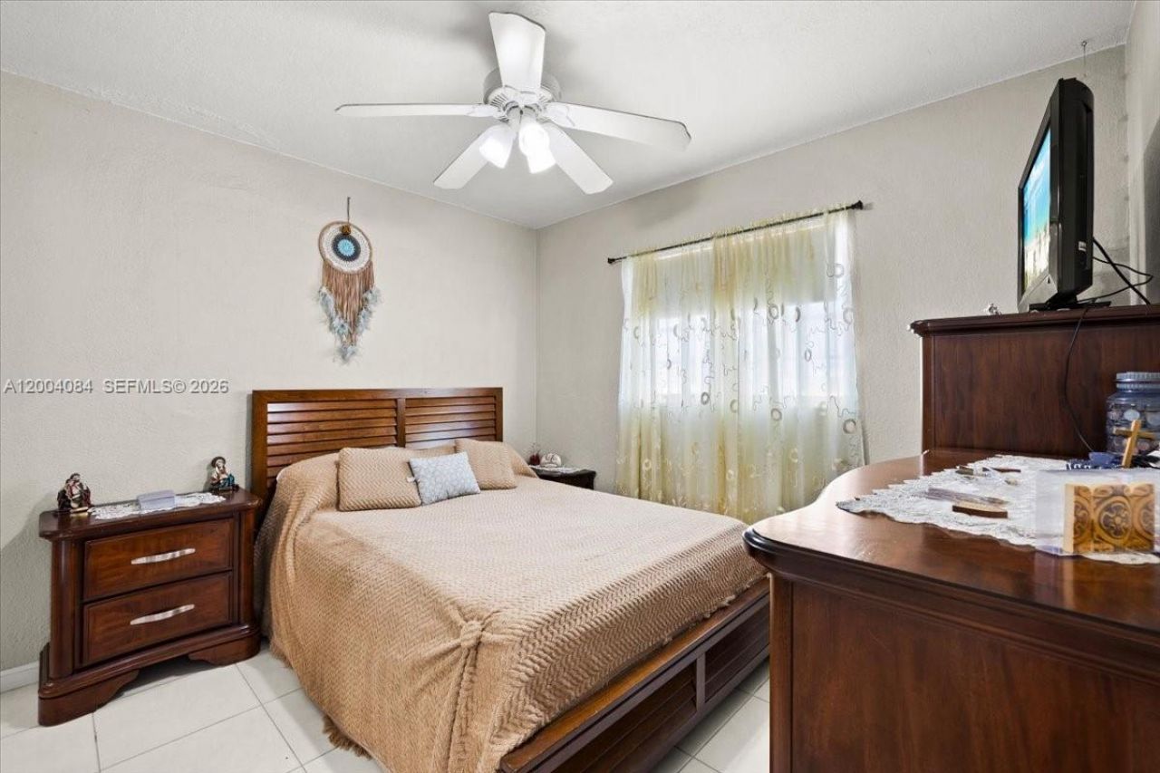 9025 SW 36th St , Miami, FL 33165 Photo