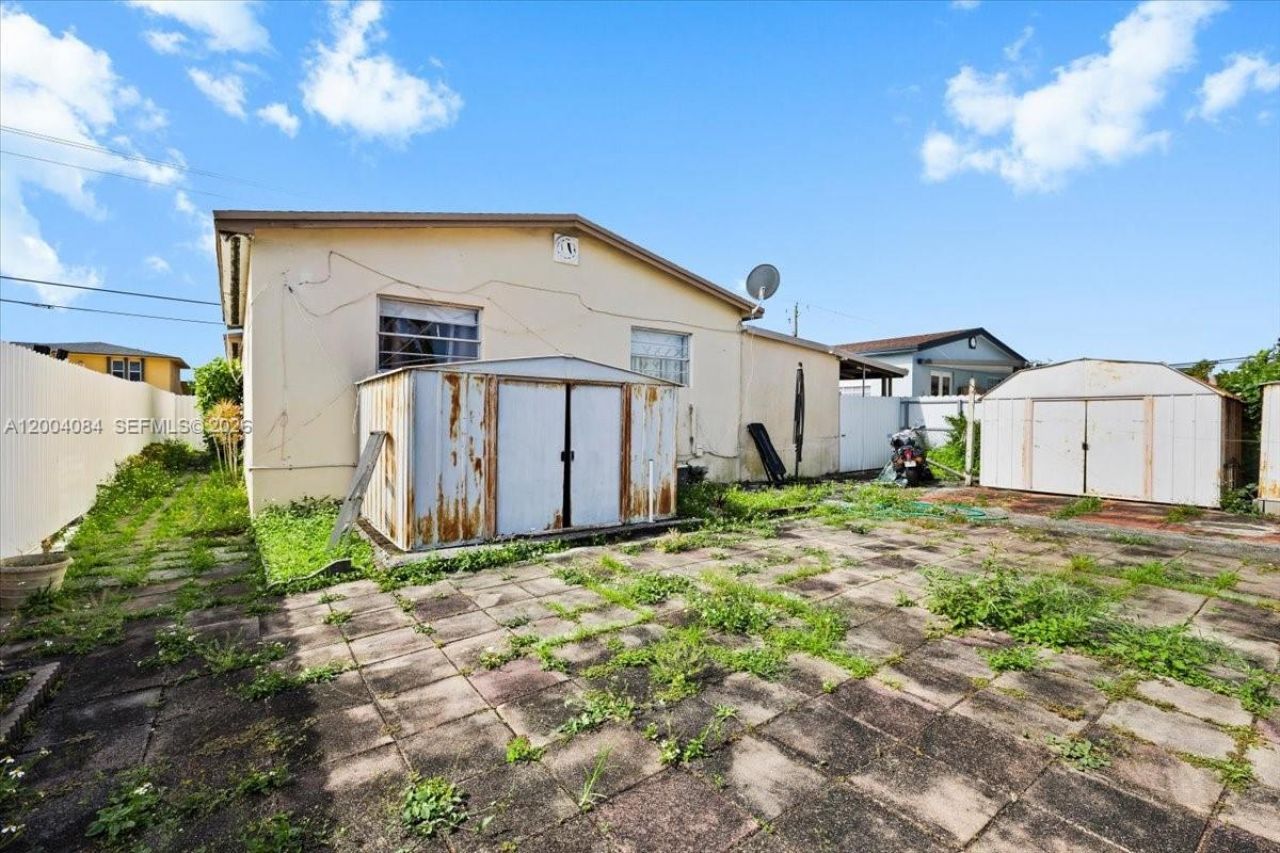 9025 SW 36th St , Miami, FL 33165 Photo