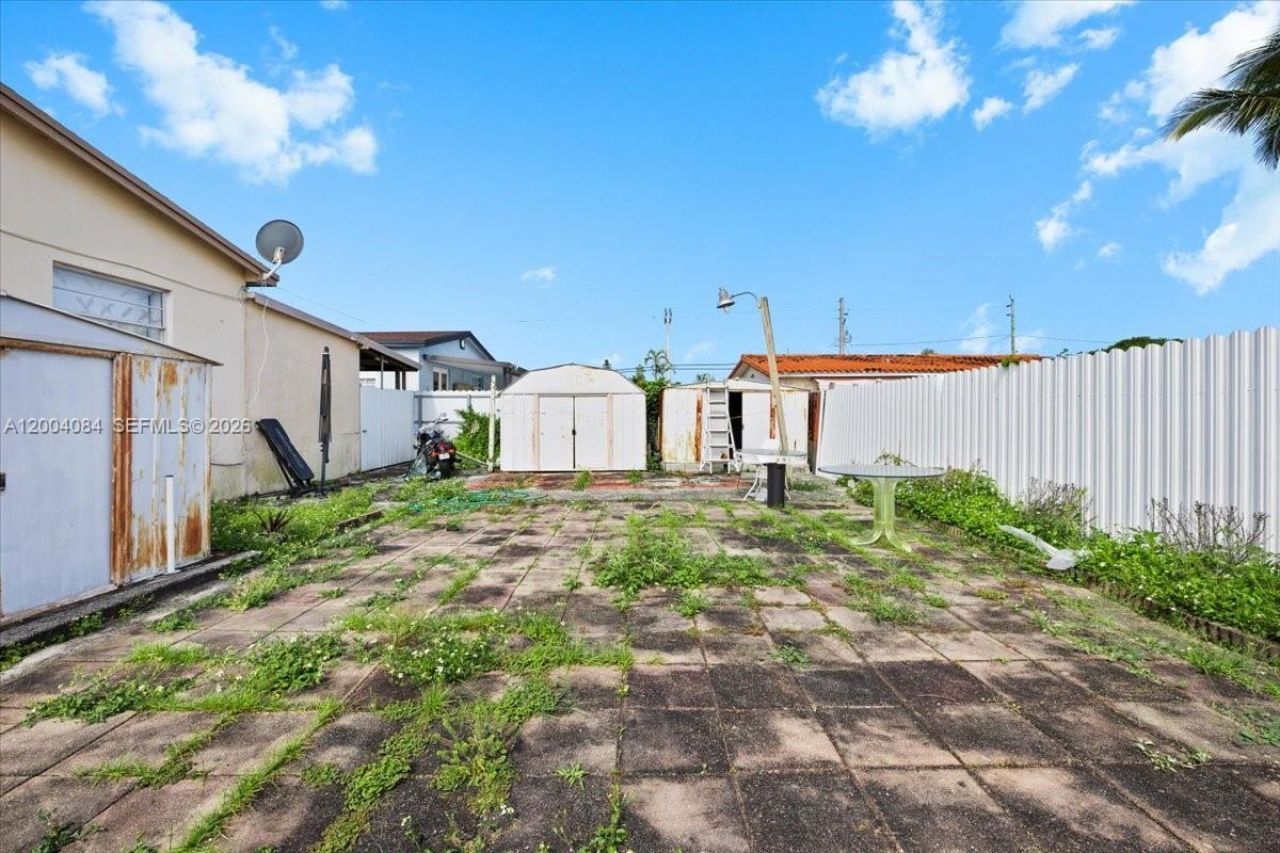 9025 SW 36th St , Miami, FL 33165 Photo