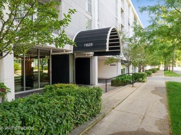 1625 SHERIDAN Road , Unit 213, Wilmette, IL 60091
