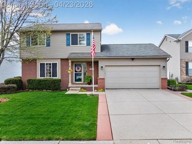 299 Dundee Ridge Drive, Dundee Vlg, MI 48131
