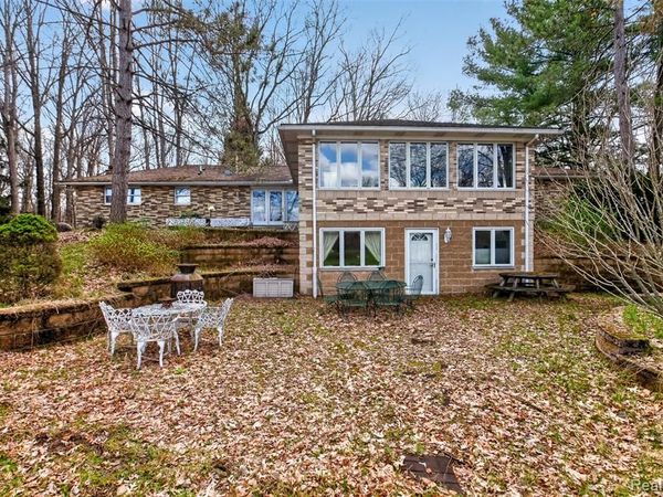 8197 Irish Road, Millington Twp, MI 48746