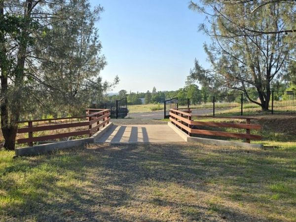 2059  Bell Rd, Auburn, CA 95602