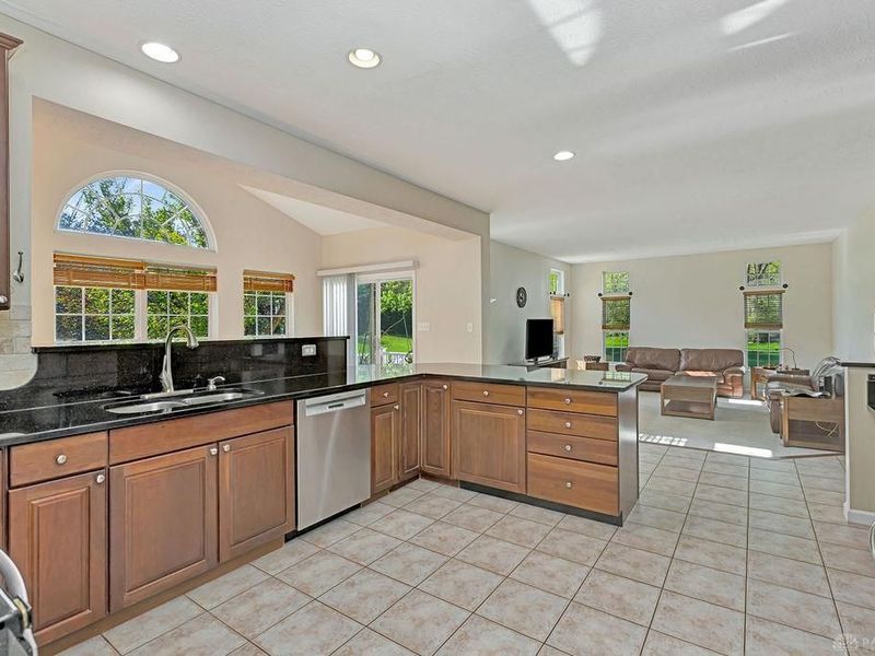 5742 Woodmansee Way, Liberty Township, OH 45011 Photo 10