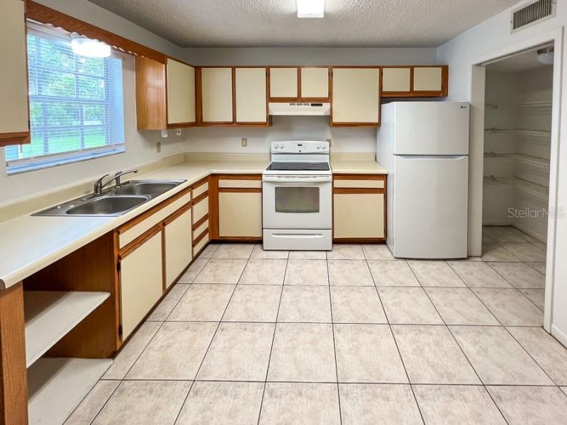 5601 Avenue H , Unit 2, Mc Intosh, FL 32664 Photo