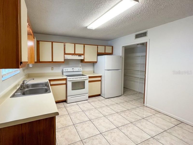 5601 Avenue H , Unit 2, Mc Intosh, FL 32664 Photo