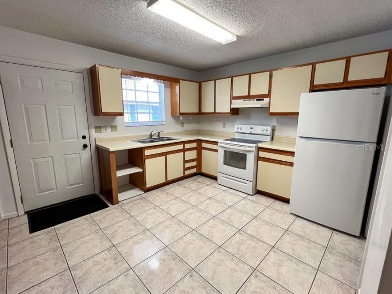 5601 Avenue H , Unit 2, Mc Intosh, FL 32664 Photo
