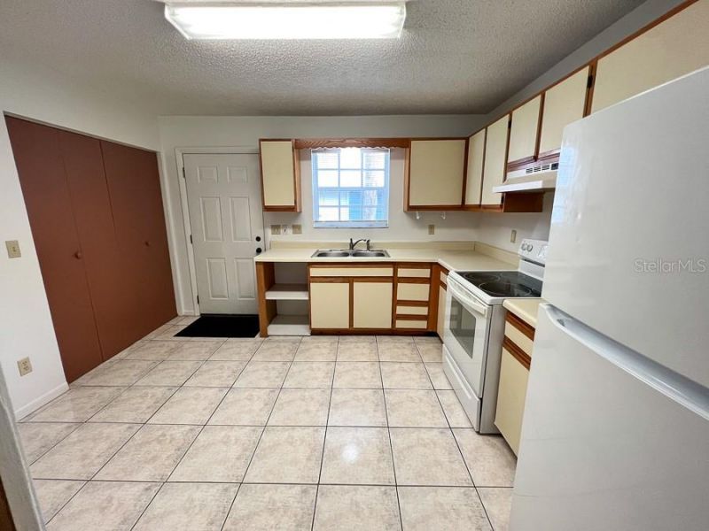 5601 Avenue H , Unit 2, Mc Intosh, FL 32664 Photo