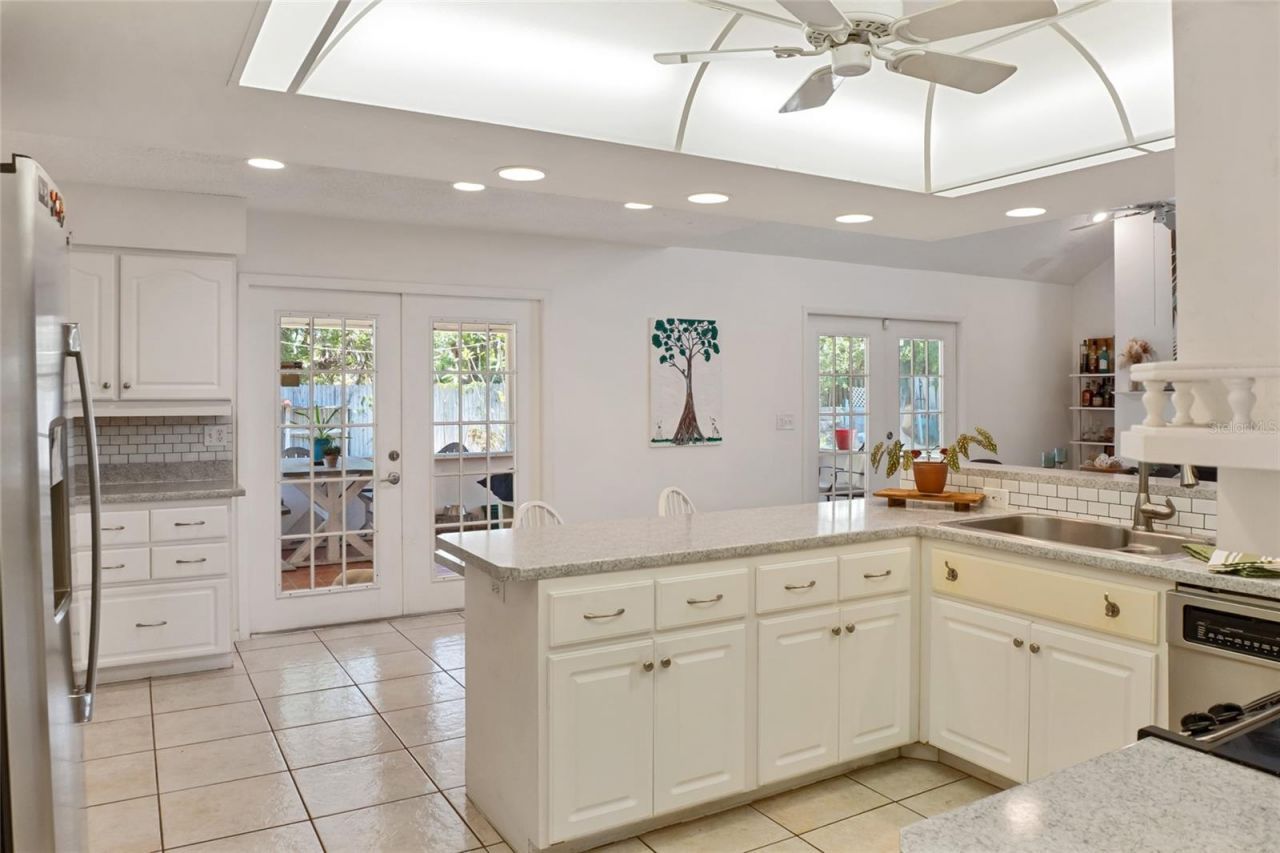 7303 Manatee Street, Sarasota, FL 34243 Photo