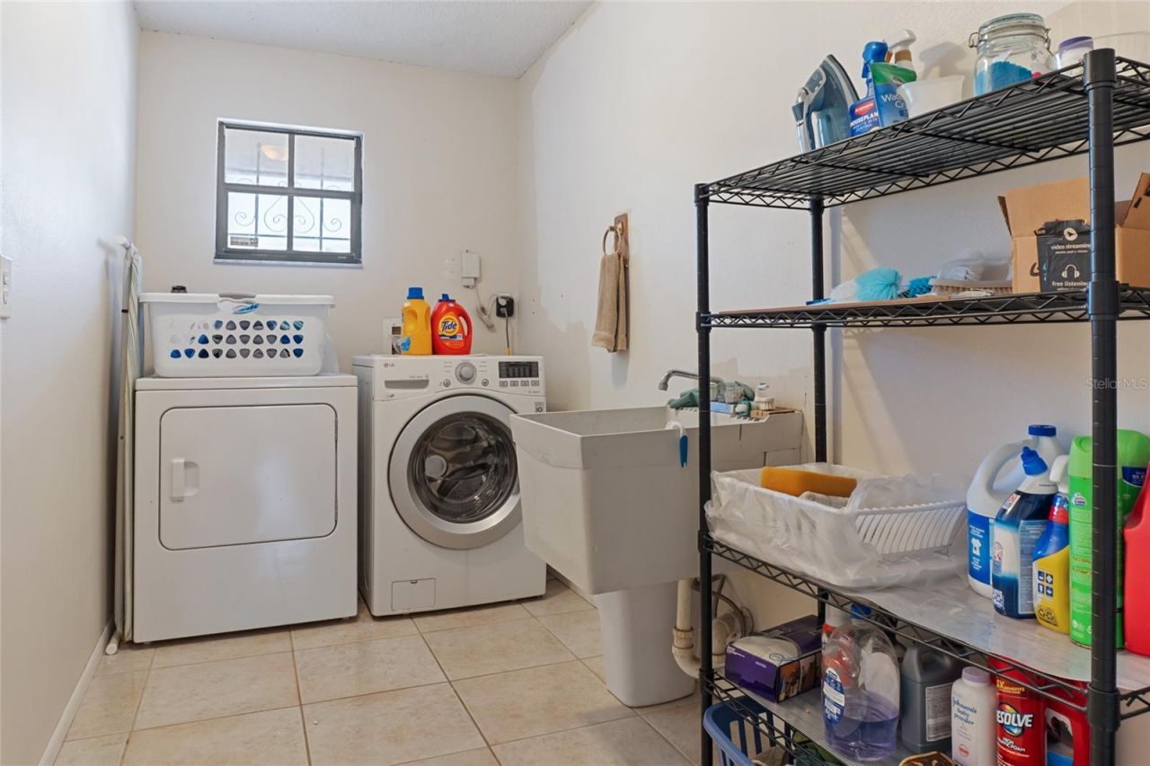 7303 Manatee Street, Sarasota, FL 34243 Photo