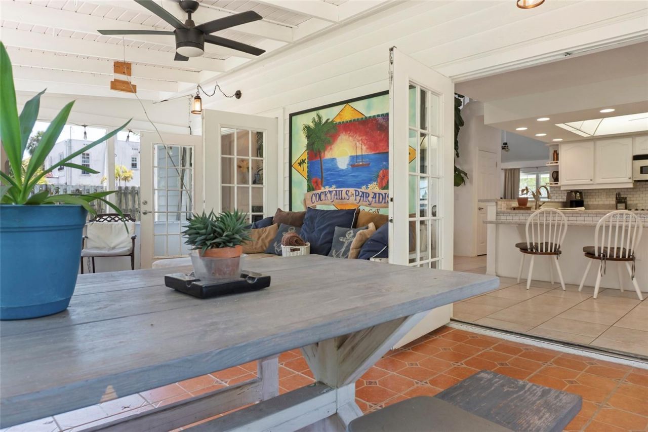 7303 Manatee Street, Sarasota, FL 34243 Photo