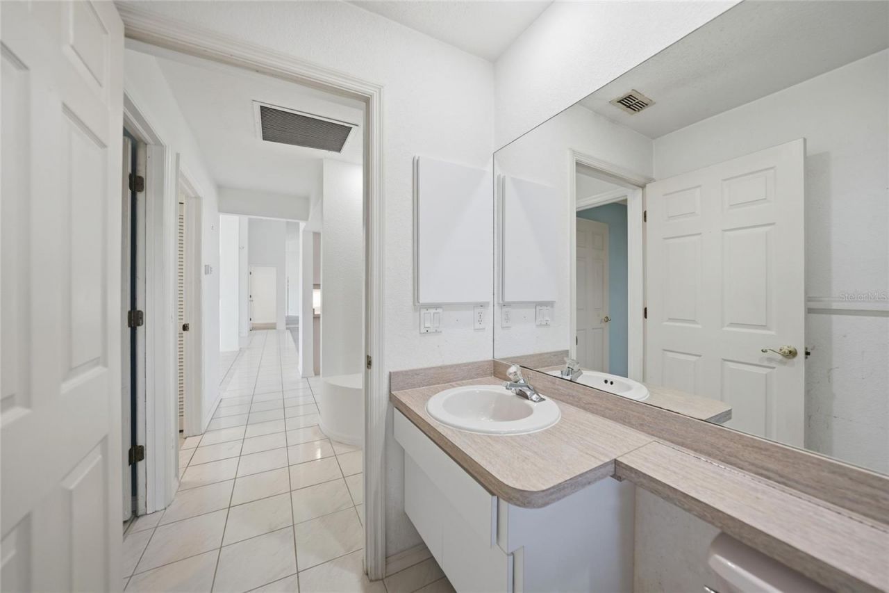 64 Sportsman Court , Rotonda West, FL 33947 Photo