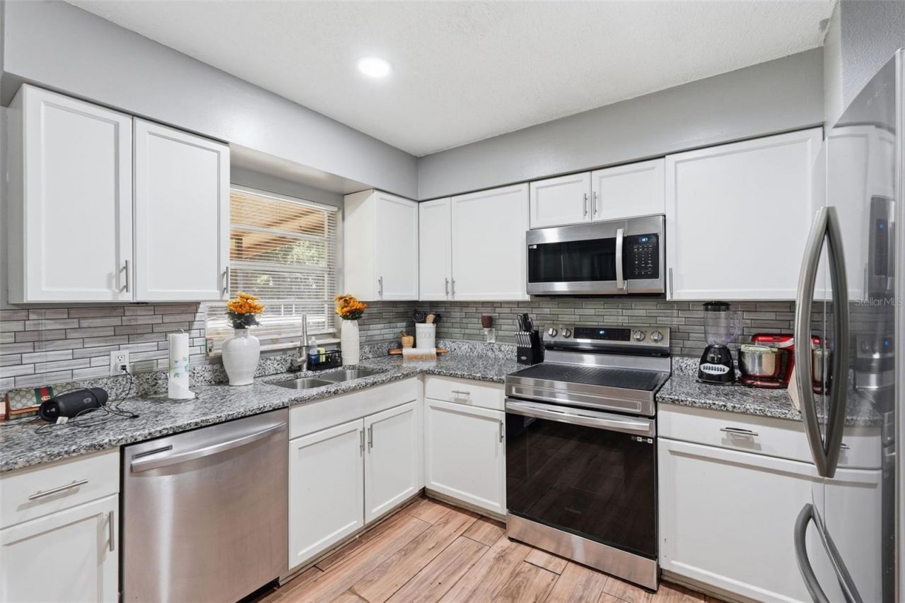 8509 W Kipling Lane, Homosassa, FL 34448 Photo