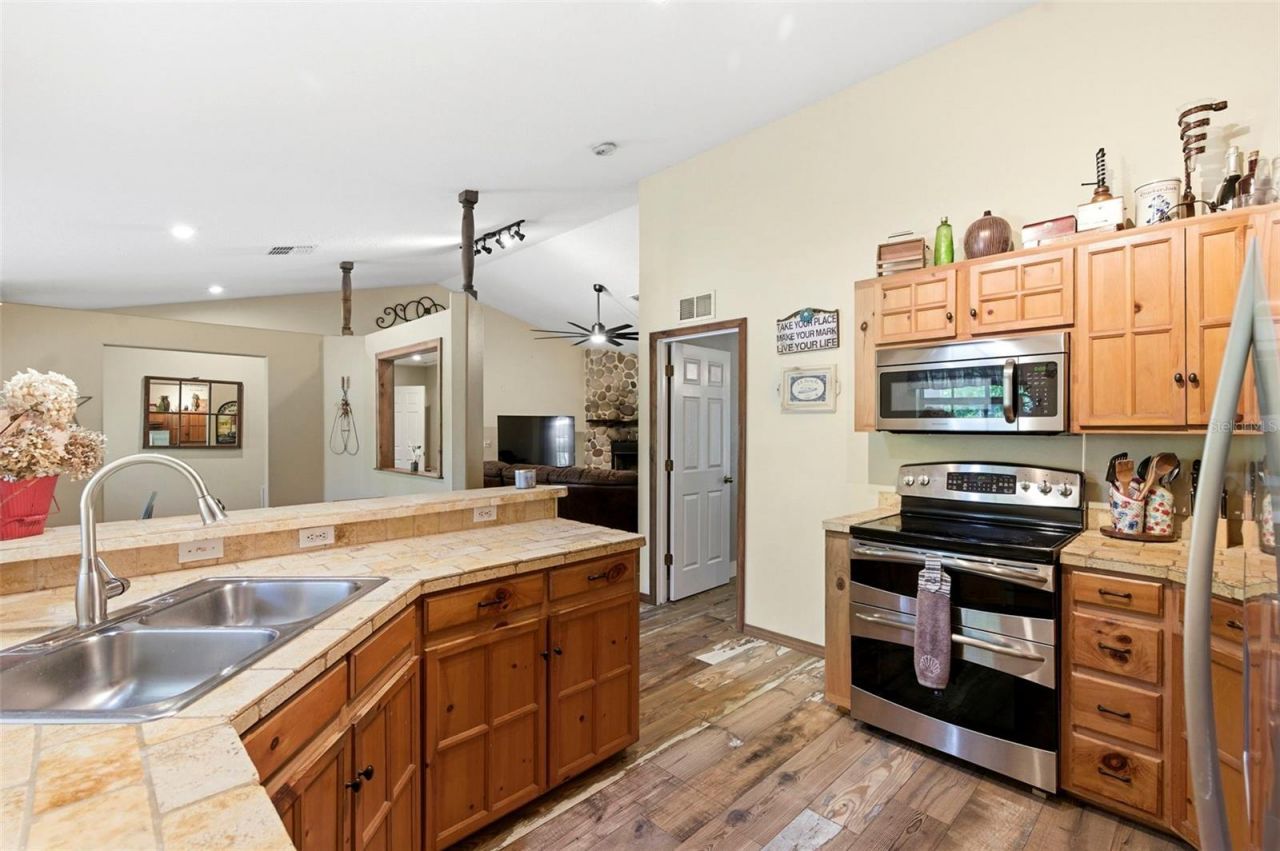 1115 410th Court E, Myakka City, FL 34251 Photo