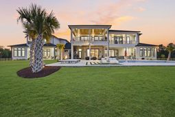 180 Bay Ridge Dr. photo 4