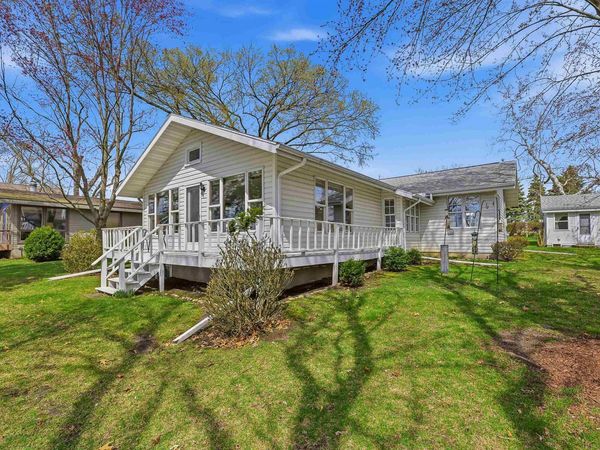 W3403 Orchard Avenue, Green Lake, WI 54941