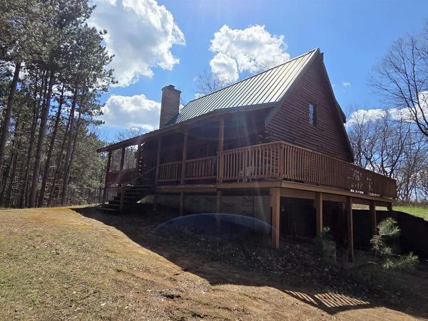 8550 5th Avenue, Westfield, WI 53964