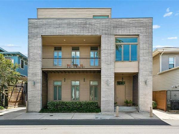 5940 MAGAZINE Street, Unit 204, New Orleans, LA 70115