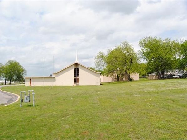 1930 Arlington Boulevard, Ada, OK 74820