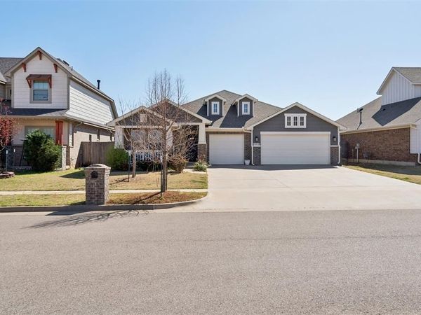 10436 NW 34th Street, Yukon, OK 73099