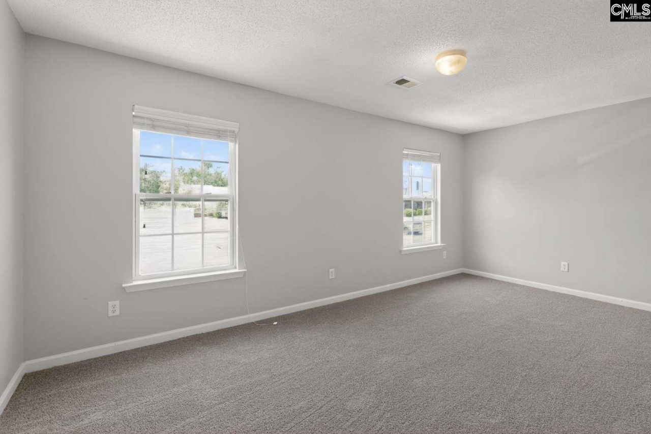 141 Kingston Ridge Drive  Photo 19