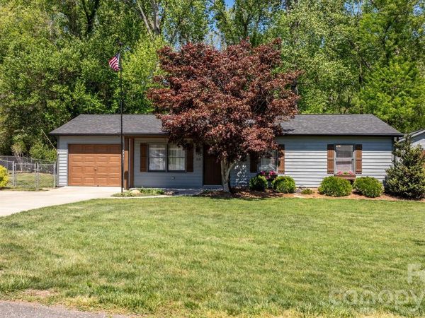 113 Foxfire Drive , Morganton, NC 28655