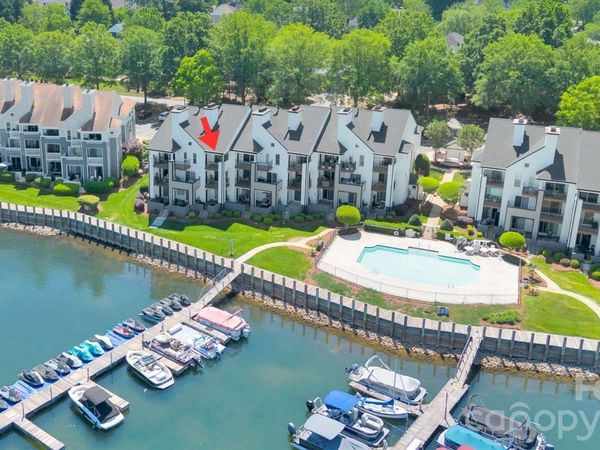 18755 Vineyard Point Lane, Cornelius, NC 28031