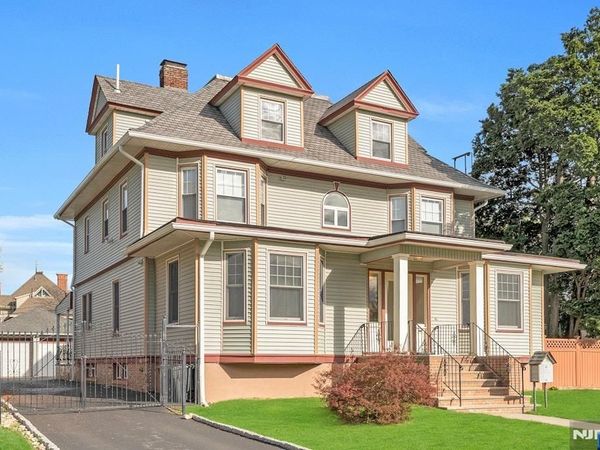 60 Hawthorne Avenue, EAST ORANGE, NJ 07018