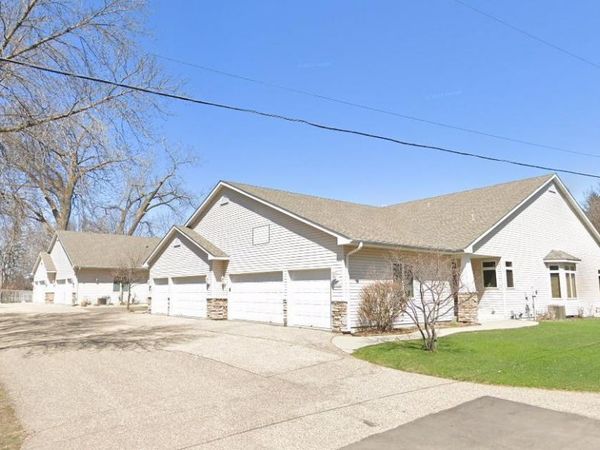 14802 Margaret Place, Minnetonka, MN 55345