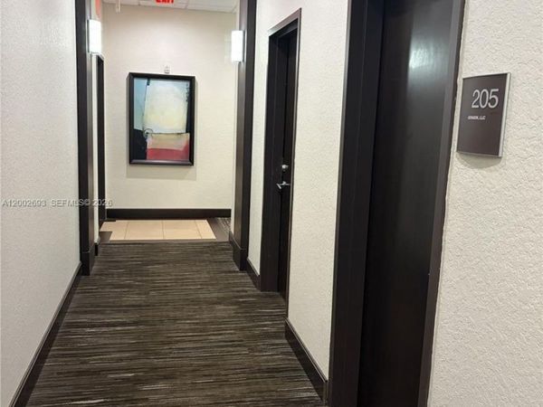 1961 NW 150th Ave, Unit D1, Pembroke Pines, FL 33028