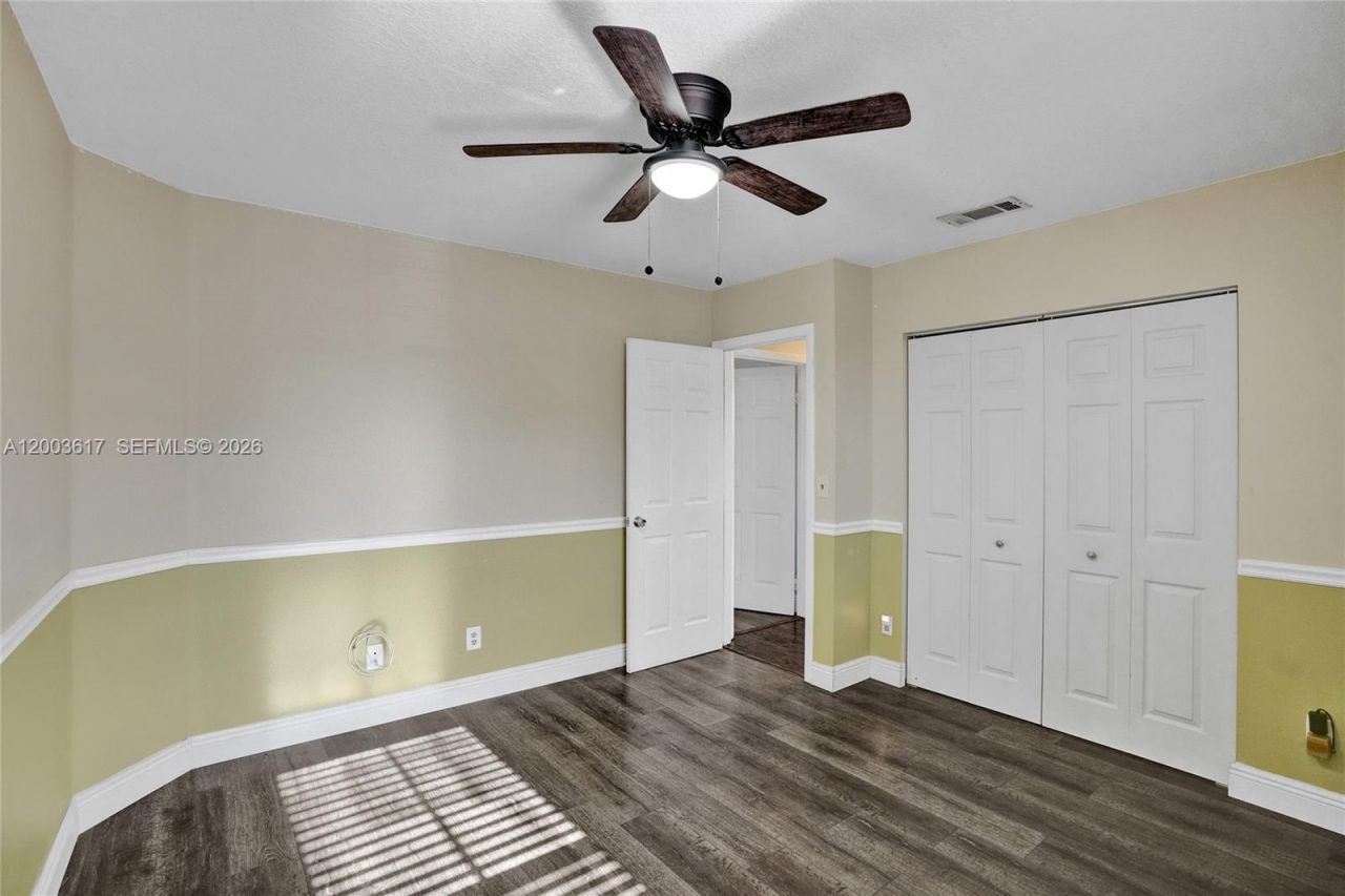 245 NW 207th Ter , Pembroke Pines, FL 33029 Photo