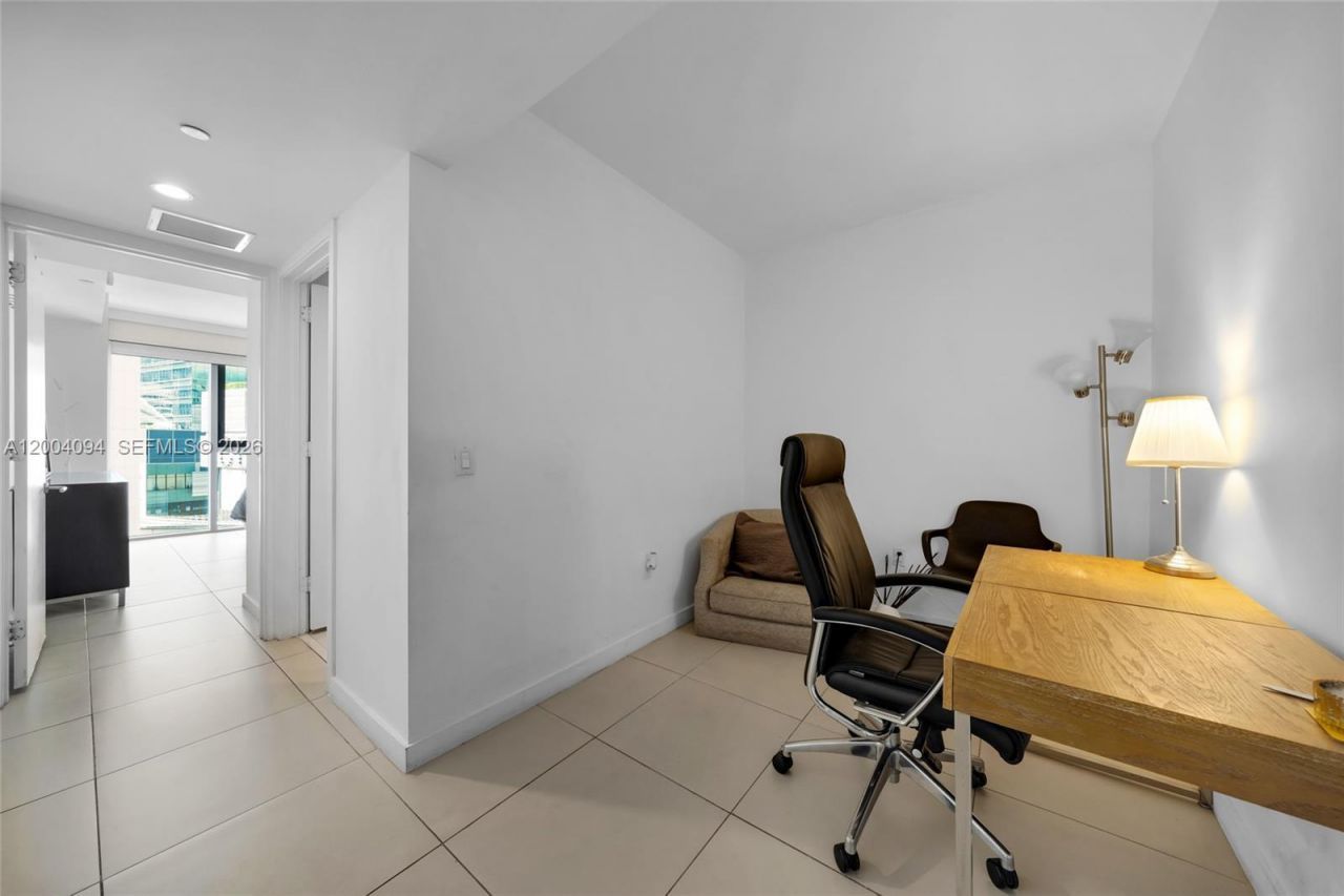 31 SE 6th St , Unit 907, Miami, FL 33131 Photo
