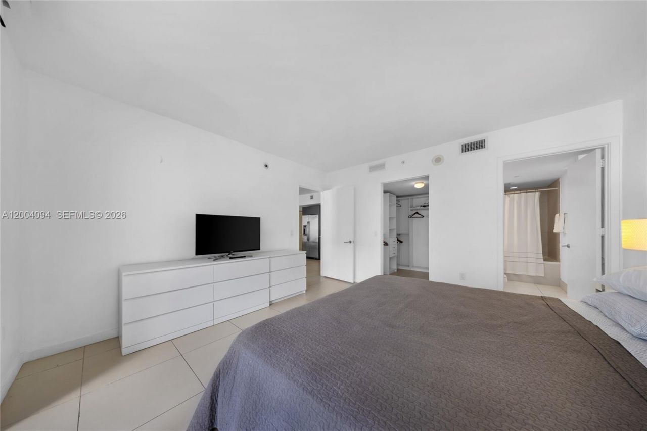 31 SE 6th St , Unit 907, Miami, FL 33131 Photo