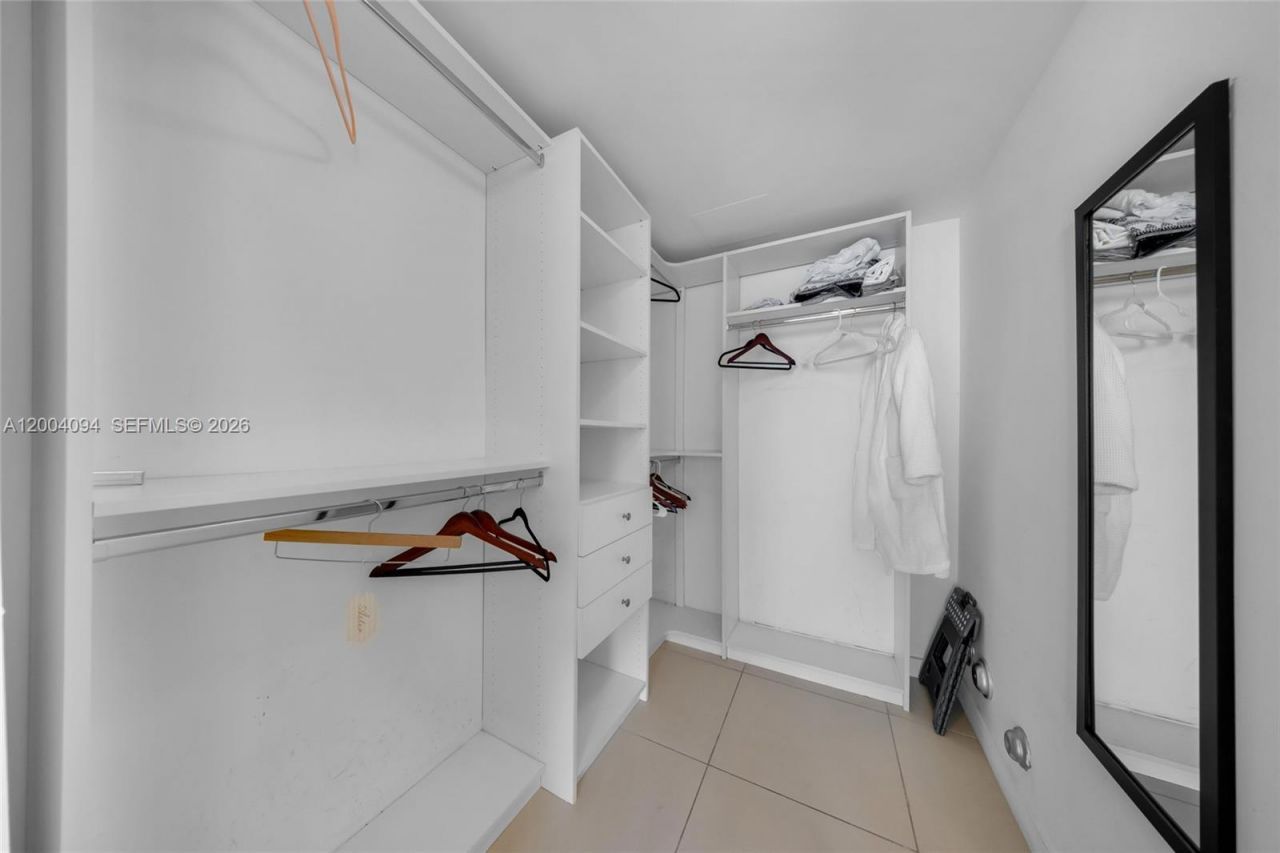 31 SE 6th St , Unit 907, Miami, FL 33131 Photo