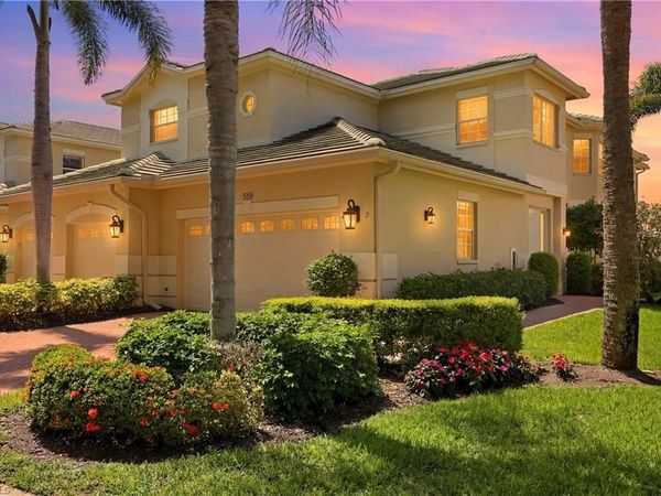 566 Vintage Reserve LN , Unit #21-D, NAPLES, FL 34119