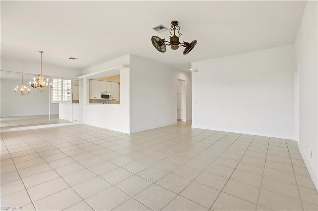 566 Vintage Reserve Ln, Unit #21-D, Naples, FL 34119 Photo