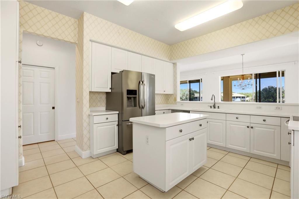 566 Vintage Reserve Ln, Unit #21-D, Naples, FL 34119 Photo