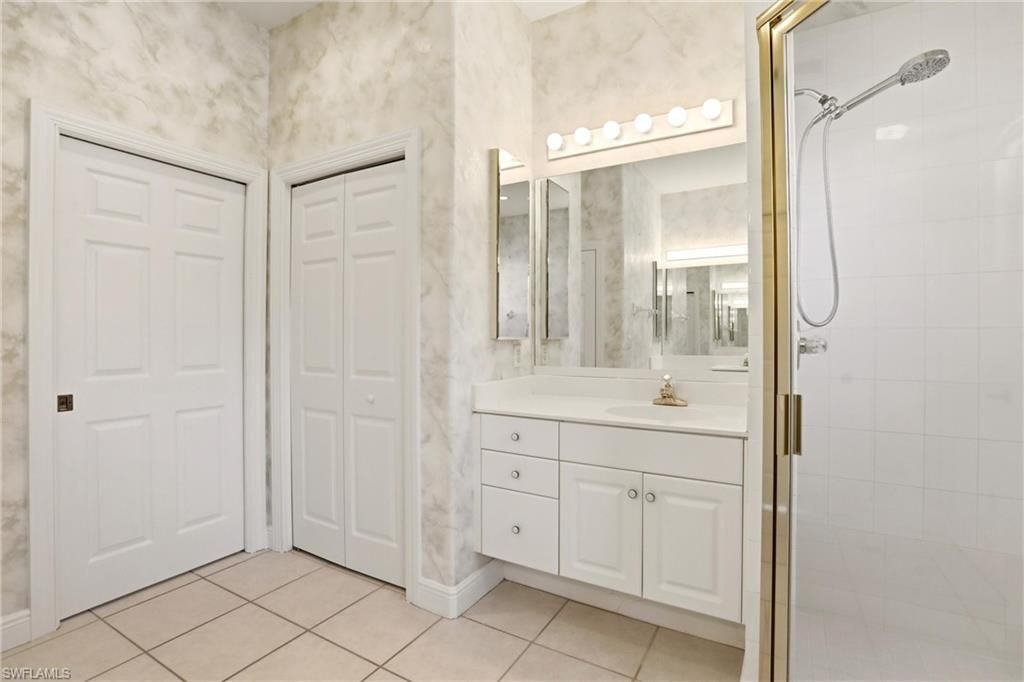 566 Vintage Reserve Ln , Unit #21-D, Naples, FL 34119 Photo