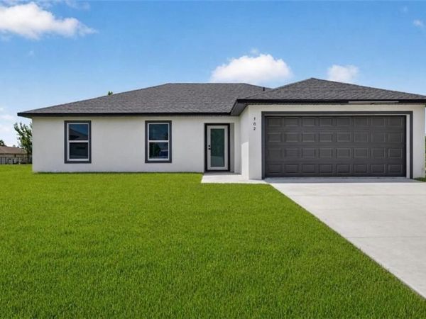 702 Carbon ST E, LEHIGH ACRES, FL 33974